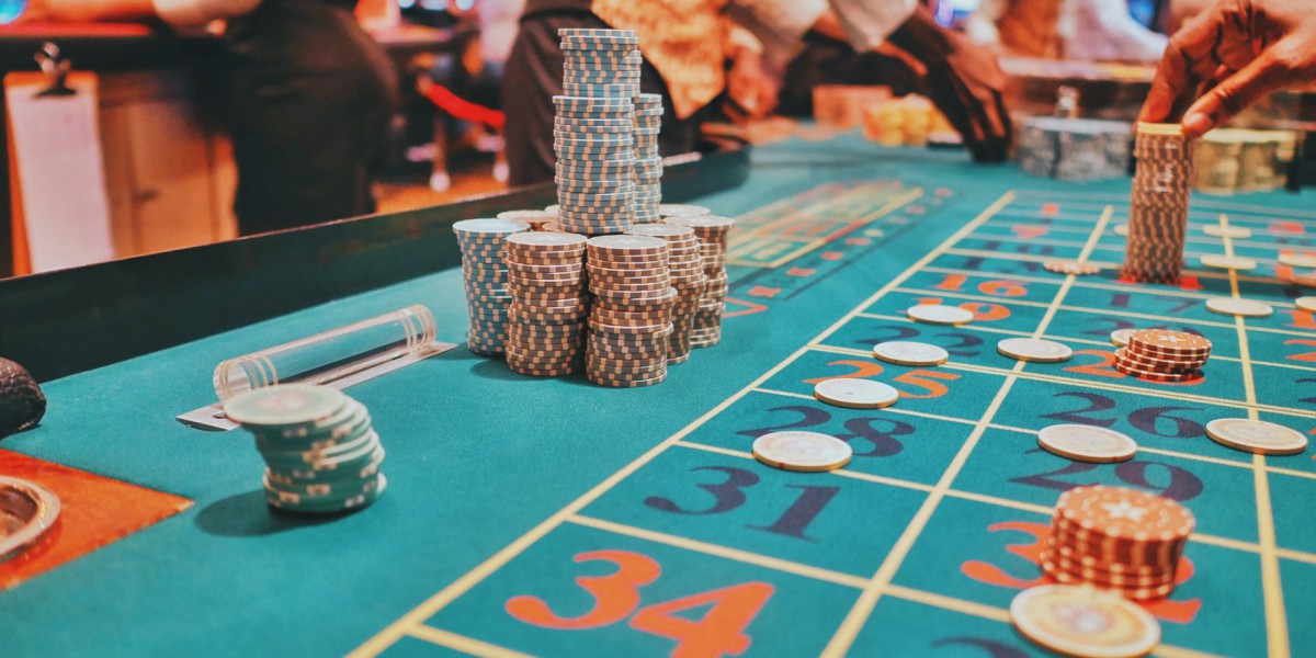 Forståelse af spillelovgivning: Hvad betyder nye love for online casinoer i 2025?